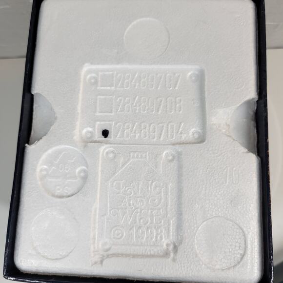 Lang & Wise Colonial Williamsburg George Wythe House Ceramic Figurine 28489704 - Picture 10 of 12